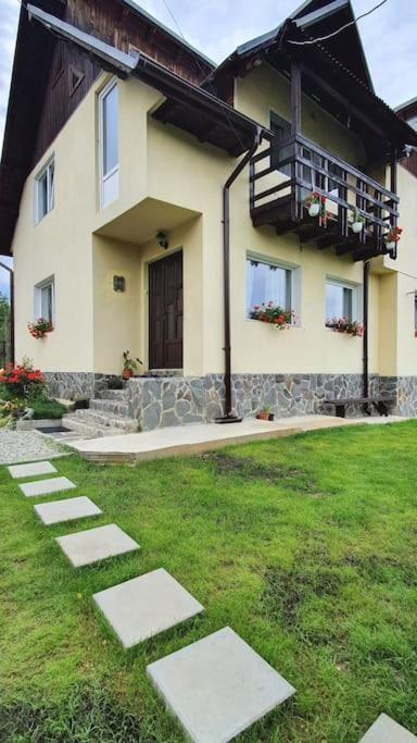 Casa269B - Cozy House With Scandinavian Design Moieciu de Jos Exterior foto